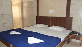 Hotel Haridwar-Deluxe-Non-AC-Double-Coat-Room4
