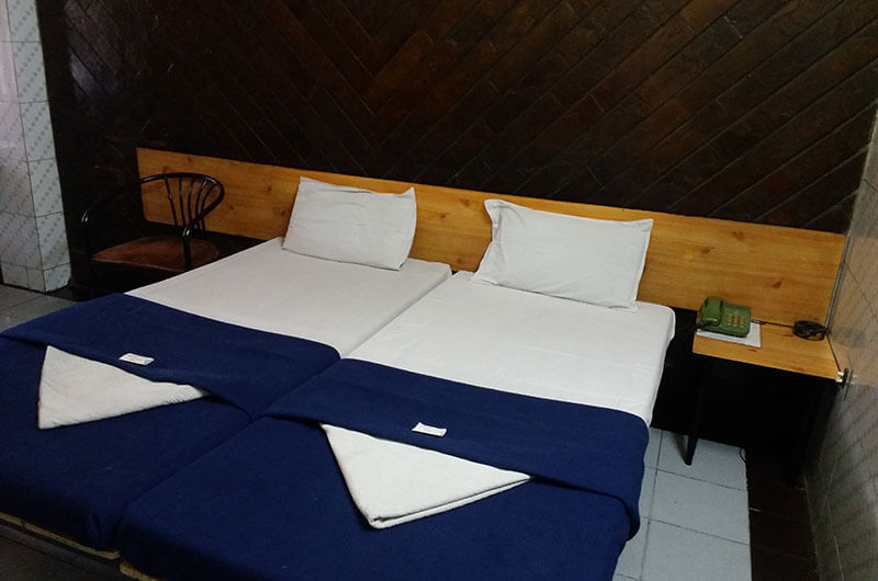 Hotel Haridwar-Standard Double Coat Room1