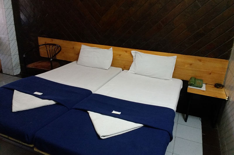 Hotel Haridwar-Standard Double Coat Room4
