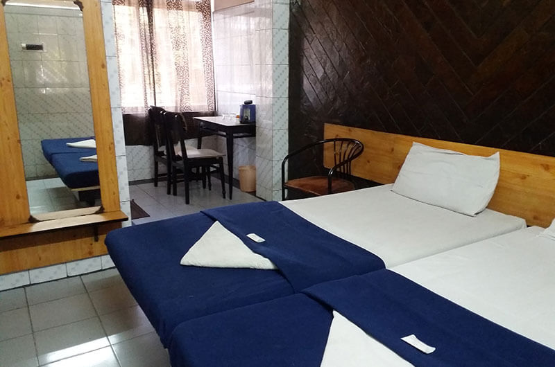 Hotel Haridwar-Standard Double Coat Room5